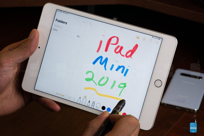 Là chiếc tablet bán chạy nhất hành tinh, người tiêu dùng vẫn loạn mắt, rối não khi chọn mua iPad